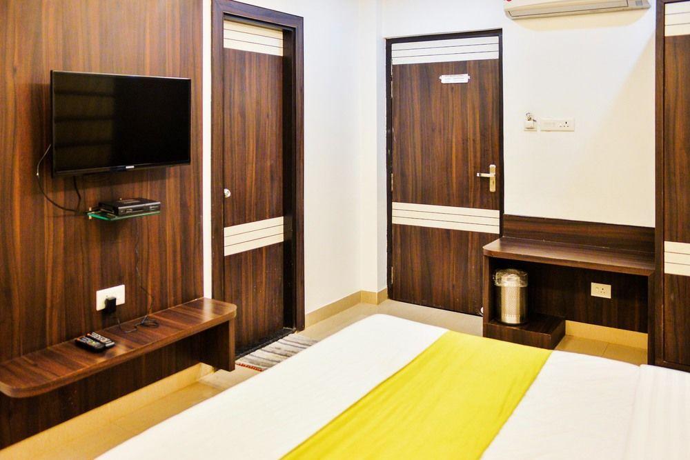 Hotel Janki International By Keymagics Varanasi Luaran gambar