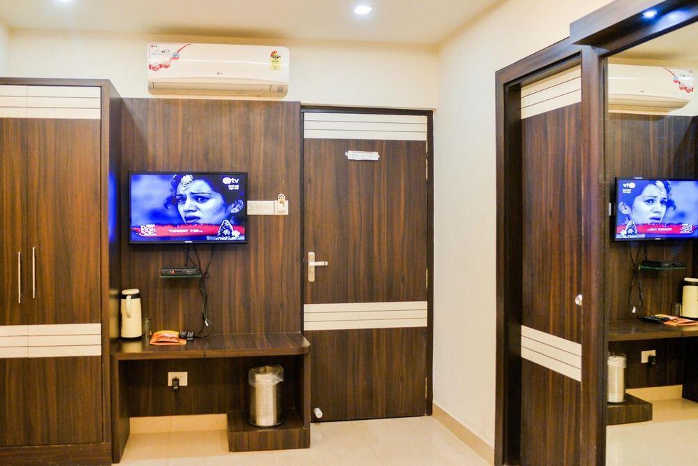 Hotel Janki International By Keymagics Varanasi Luaran gambar