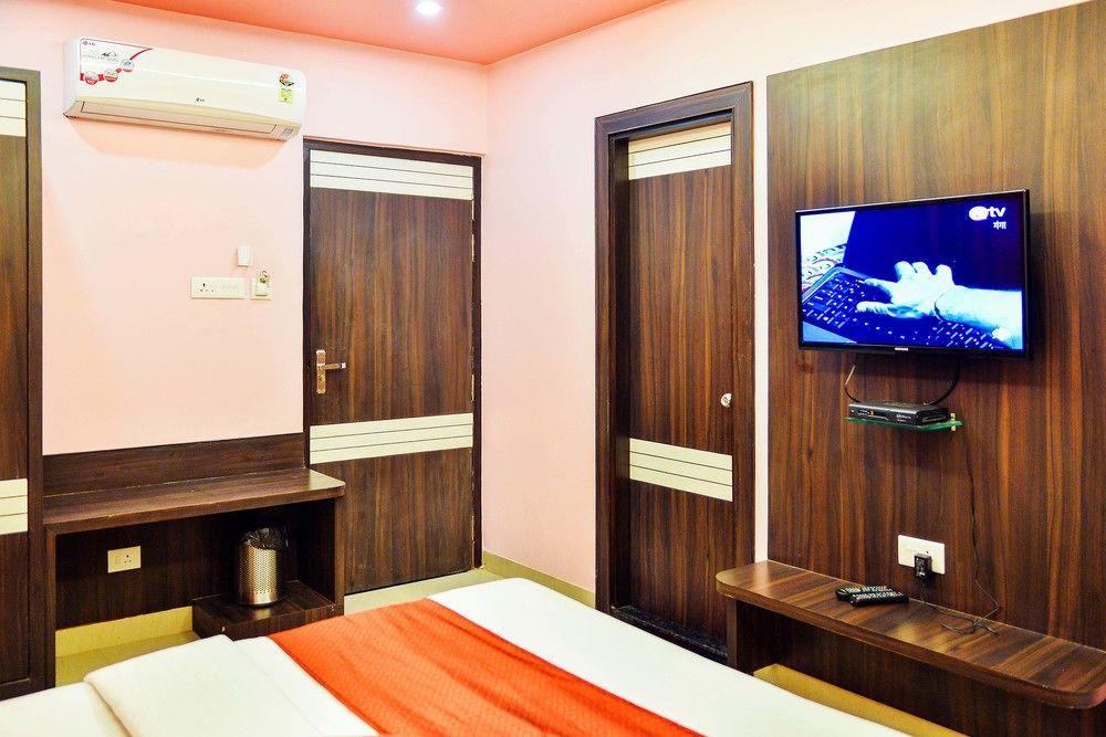 Hotel Janki International By Keymagics Varanasi Luaran gambar